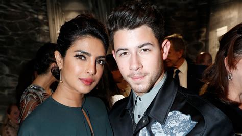 Priyanka Chopra Photoshopped Herself Into The Awkward Nick Jonas Photo