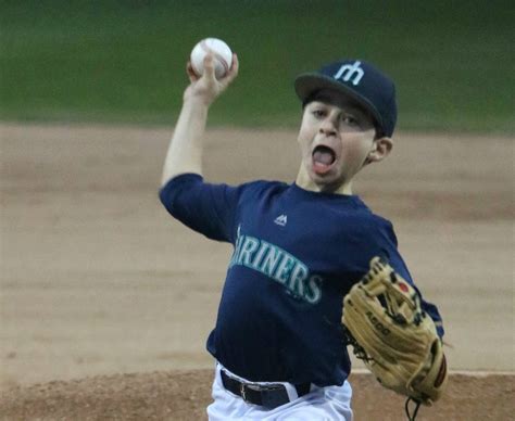 Taking center stage before big game | Kirkland Reporter