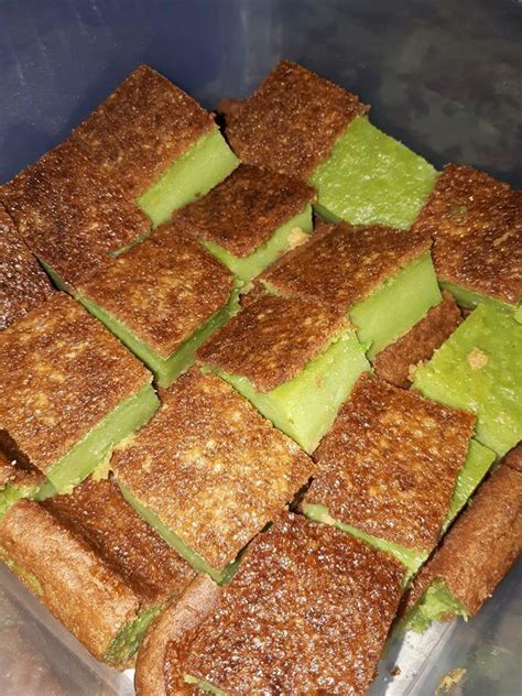 Saya juga ada memasak resepi kuih bingka pisang berbijan yang boleh anda cuba. BINGKA PANDAN Kuih Tradisional Yang Sedap - Dari Dapur Kak Tie