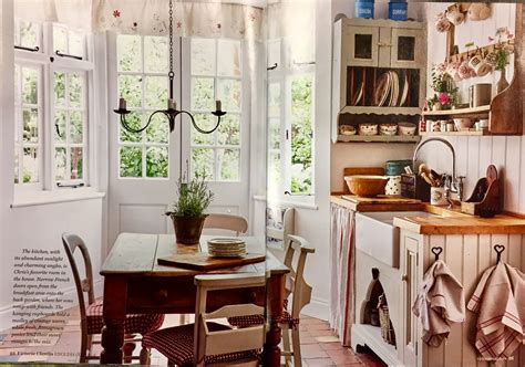 Small Country Kitchen English Cottage Kitchens Cottage Kitchens