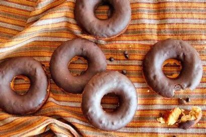 Some research found that people who eat large amounts of coconut have higher cholesterol than those who eat less. (Coconut Flour) Cake Donuts | Recipe | Coconut flour cakes ...
