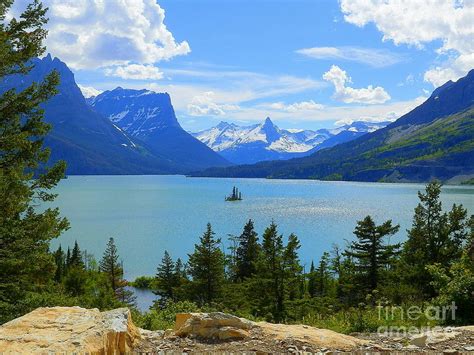 Saint Mary Lake Wild Goose Island Glacier National Park Montana