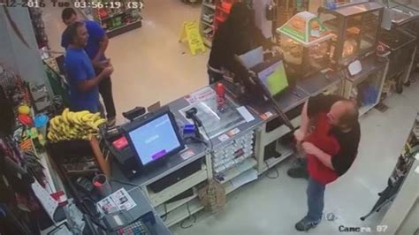 7 Eleven Clerk Caught On Video Disarming Shotgun Wielding Would Be Robber Fox News