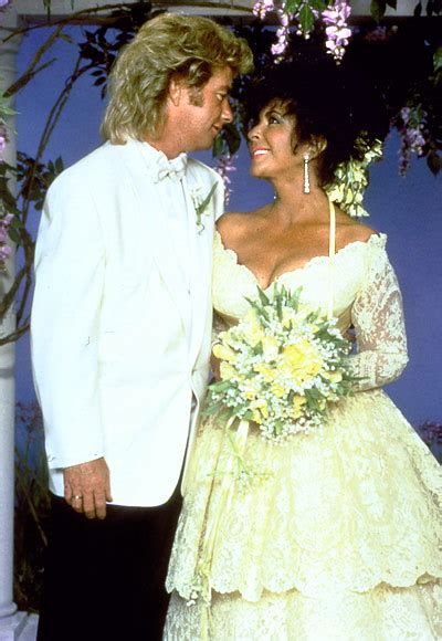 But soon after they wed, warner set his sights on an open u.s. un blog a mi manera...: 8 vestidos