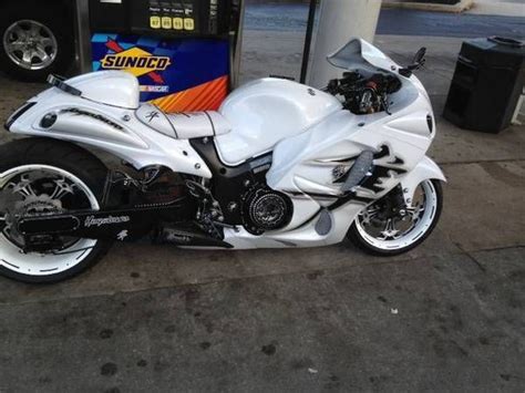 Complete quick release system mounting bracket and pad. Suzuki Hayabusa Custom