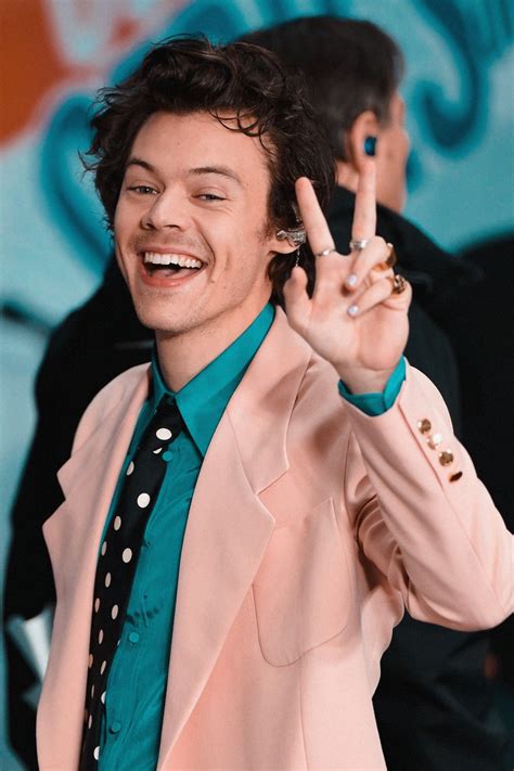 Harry Styles Nails Harry Styles Baby Harry Styles Pictures Harry