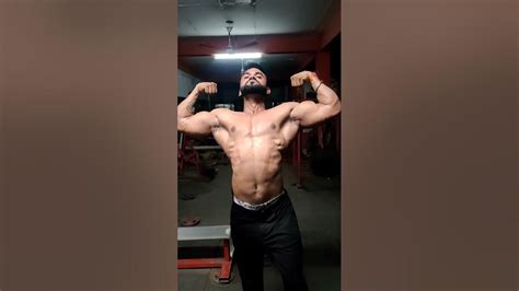 Vacuum With Double Biceps 💪 Stomach Vacuum Pose Posing Practice