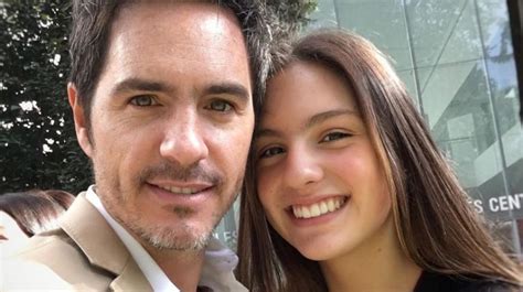 El actor mauricio ochmann se suma a la reciente lista de famosos como eugenio derbez, carlos ponce, ana patricia gámez y gelena solano, quienes han. Hija de Mauricio Ochmann enamora las redes con su belleza ...