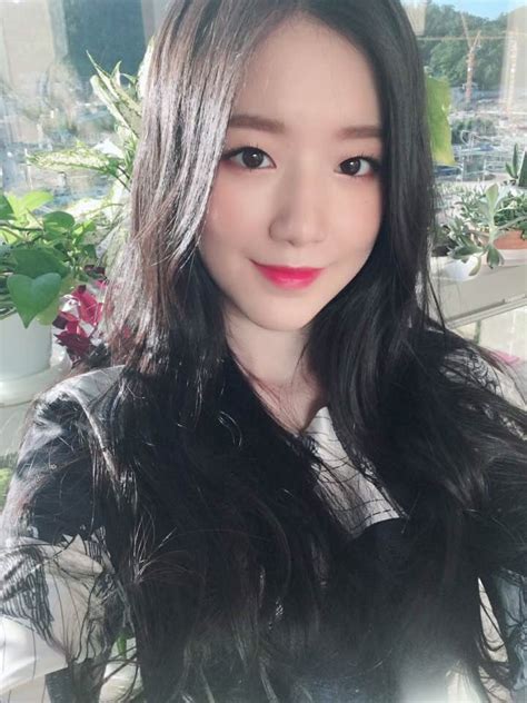 The group consists of six members: Image about cute in ♡ miyeon & shuhua ♡ by june