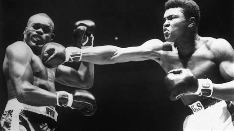The Life Of Muhammad Ali A Look Back At The Boxing Legends