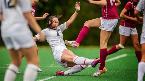 Shoreline Area News Phins Win 1st Round Nwac Soccer Playoff