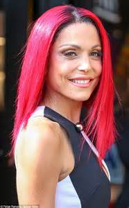 Bethenny Frankel Debuts Bright Pink Hair To Promote Skinny Girl Candy