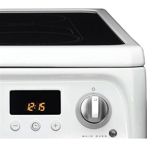 hotpoint hue61ps freestanding electric cooker white ludlow homecare home decor centre