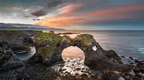 Gatklettur Arch Rock At Sunset Iceland Windows Spotlight Images