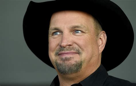 Garth Brooks Is The First Country Artist To Receive Billboard Icon