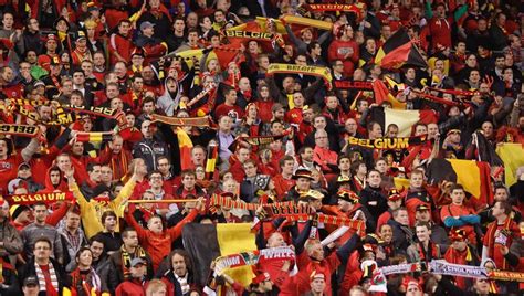 De rode duivels moeten vooral cristiano ronaldo in de. 'Lange Jojo' verwent publiek tijdens België-Macedonië ...