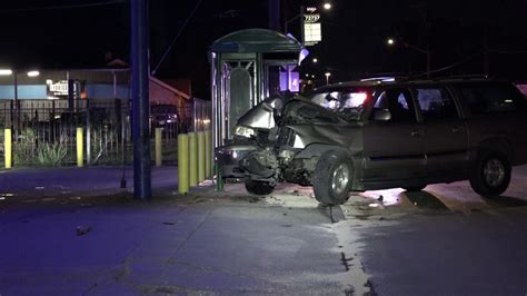 Suspected Drunk Driver Crashes Into Pole Woai