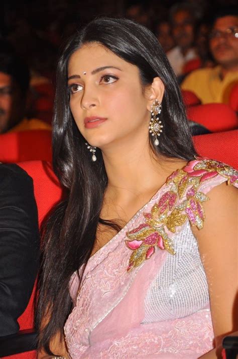 Actress Largest Navelcleavagehipwaist Photo Collections Sruthi