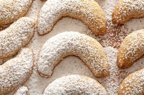 French meringue cookies are sweet, crisp, light and fluffy little clouds! Vanillekipferl (Austrian Vanilla Crescent Cookies) | Recipe | Crescent cookies, Cookies, Recipes