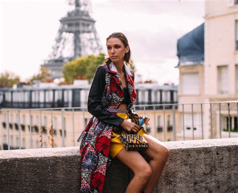 Semaine De Mode à Paris Comment Shabillent Les Chics Filles Châtelaine