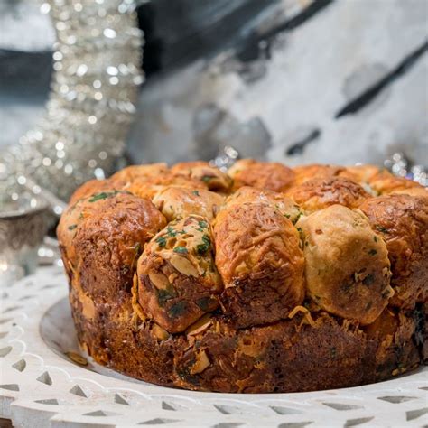 See more ideas about trisha yearwood recipes, trisha yearwood, recipes. Holiday Biscuit Wreath | Recipe | Food network recipes ...