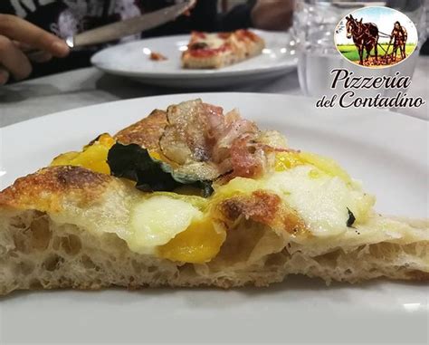 Ristorante Pizzeria Del Contadino In Aversa Con Cucina Pizza E Pasta