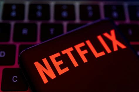Netflix Loses Nearly 1 Million Subscribers