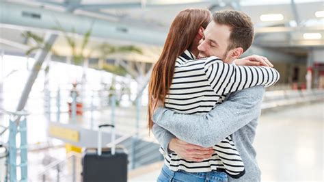 Biblical dating approaches relationships from a completely different perspective — one of ministry and service and bringing glory to god. How long do long-distance relationships really last?