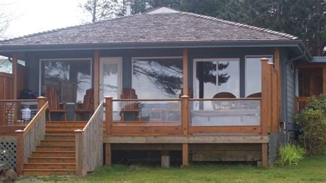 Browse 68 cabins with hot tub to book online direct from owner in vancouver island, british columbia. Campbell River log cabin with 2 bedrooms | FlipKey