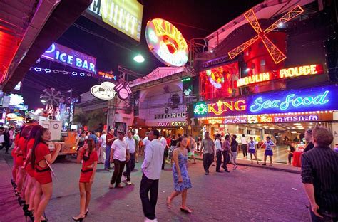 Pattaya Walking Street Bars Warned No Prostitutes No Guns And Be