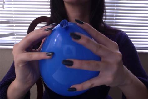 Asmr Balloon Play Popping And Pumping Long And Dark Nails Relaxing With Asmr Youtube