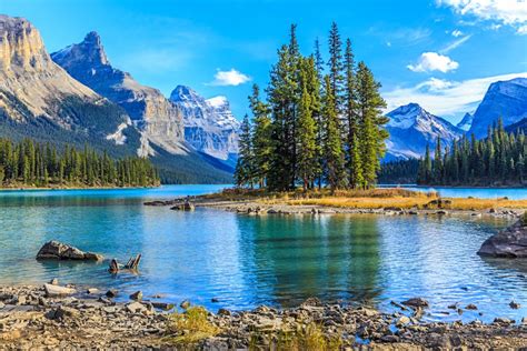 10 Best Places To Go In Canada Summer Edition