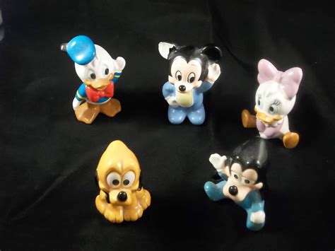 Vintage Mickey Mouse Daisy Donald Duck Goofy Pluto Ceramic Figurines Rare