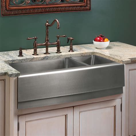 The suffolk kitchen sink features soundsecure+ sound pads and a stonelock. 33" Optimum 70/30 Offset Double-Bowl Stainless Steel Farmhouse Sink | eBay