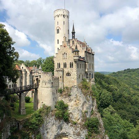 Romantic revival in the age of technology. Pretty picture - Schloss Lichtenstein, Lichtenstein ...