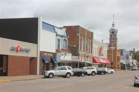 Downtown Merrill Converted To Angled Parking Merrill Foto News