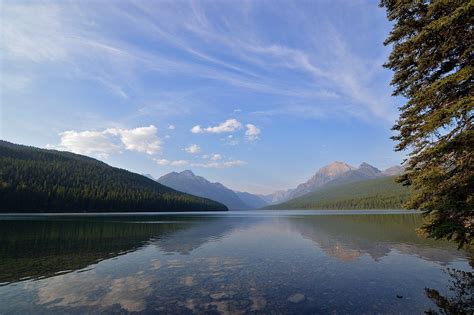 Bowman Lake 81014 Canada Mountains Glacier Park Places To Go