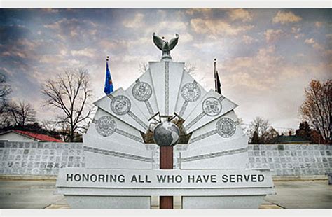 tomah wisconsin veterans memorial