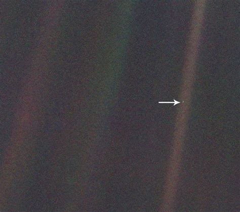 30 años de un punto azul pálido la icónica foto de la Tierra que