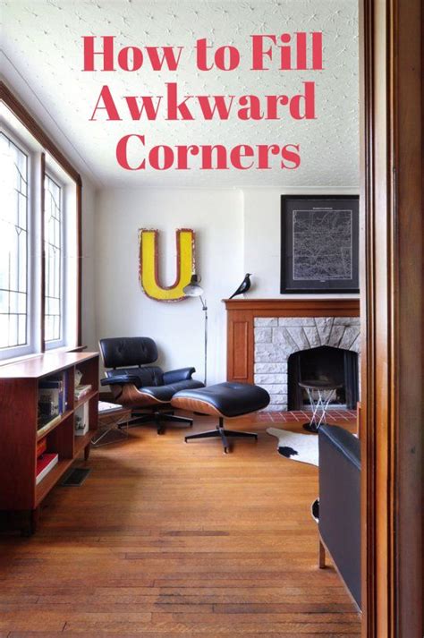 These 25 corner décor ideas will help you style every inch of empty corners tend to stick out and make otherwise beautiful rooms look awkward—they're a little like me on the softball field in high school: 12 Ways to Fill Empty, Awkward Corners | Pinterest | Funny ...