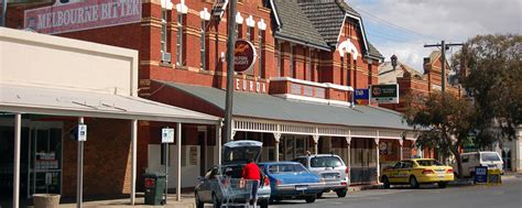 Bank rakyat pj old townעובד בנקים פעילויות. Ned Kelly: Australian Iron Outlaw | Tourism