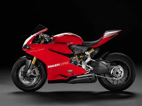 2016 Ducati 1198 Panigale R Review