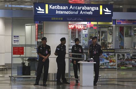 Eraman ramadan sale at klia ekspres arrival hall, kl sentral. M'sian Airports To Charge A RM35 Anti-Terror Fee For All ...