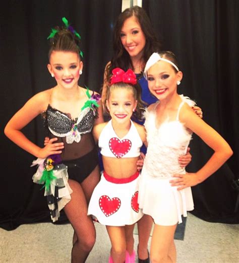 Kendall Mackenzie And Maddie With Gianna Nationals Dance Moms Chloe