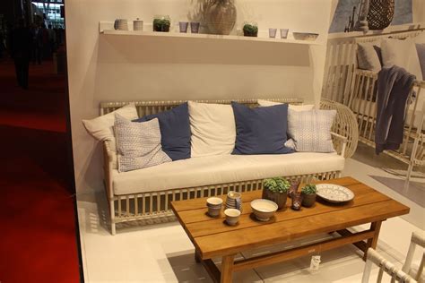 Yellow is all about abundance, so having this color in your space can liven it up. Feng Shui and Your Living Room Sofa