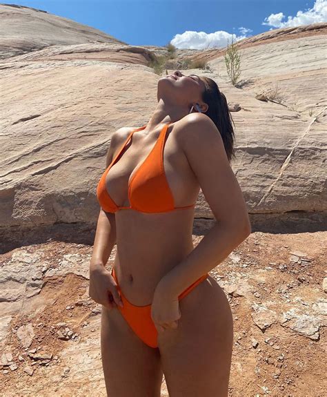 Bookmark Kylie Jenners Orange Bikini For Your Next Beach Vacation
