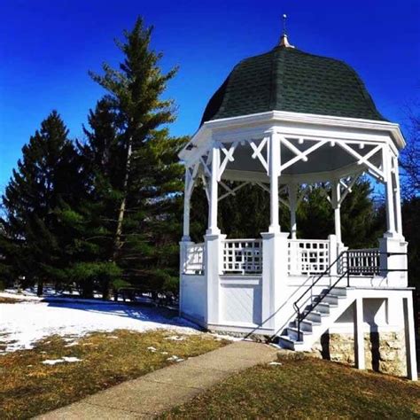 You can explore by location, what's popular, our top picks, free stuff. 10 Fun Things To Do In Galena IL, USA | Instagrammable ...