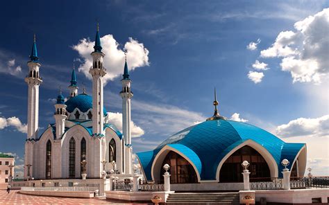 4 Unique Facts Of The Largest Mosque In Russia Kul Sharif Mosque