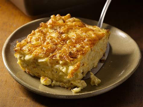 Being that macaroni and cheese is one of my favorite foods, i was excited to get a taste of this famous mac and cheese. Patti LaBelle's Famous Macaroni and Cheese Recipe ...