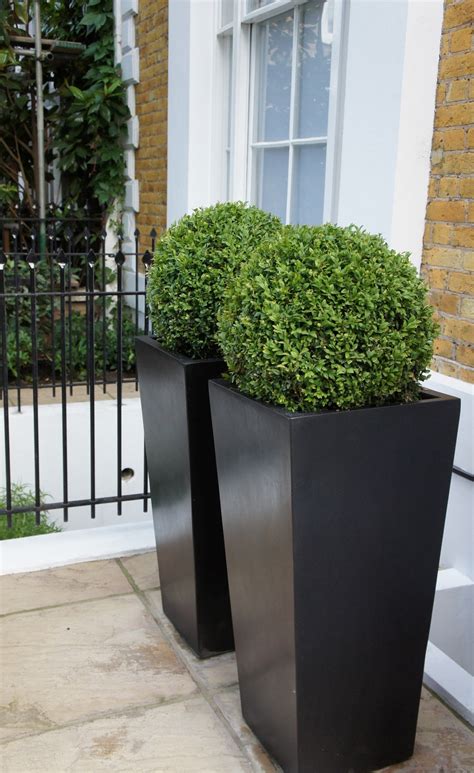 Tall Garden Planters The Best Tip For Filling Large Outdoor Planters